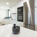 Inf4.6p - Spacious In *