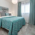 Inf4.6p - Spacious In Estepona